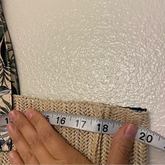 Victoria’s Secret woven basket boho tote beach bag paradise 2020 limited edition - Picture 9 of 10